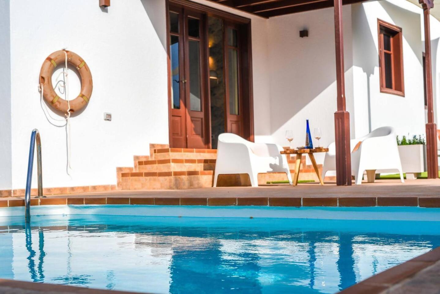 Agradable Y Familiar Con Piscina Casa Inima Villa Playa Blanca  Exteriör bild