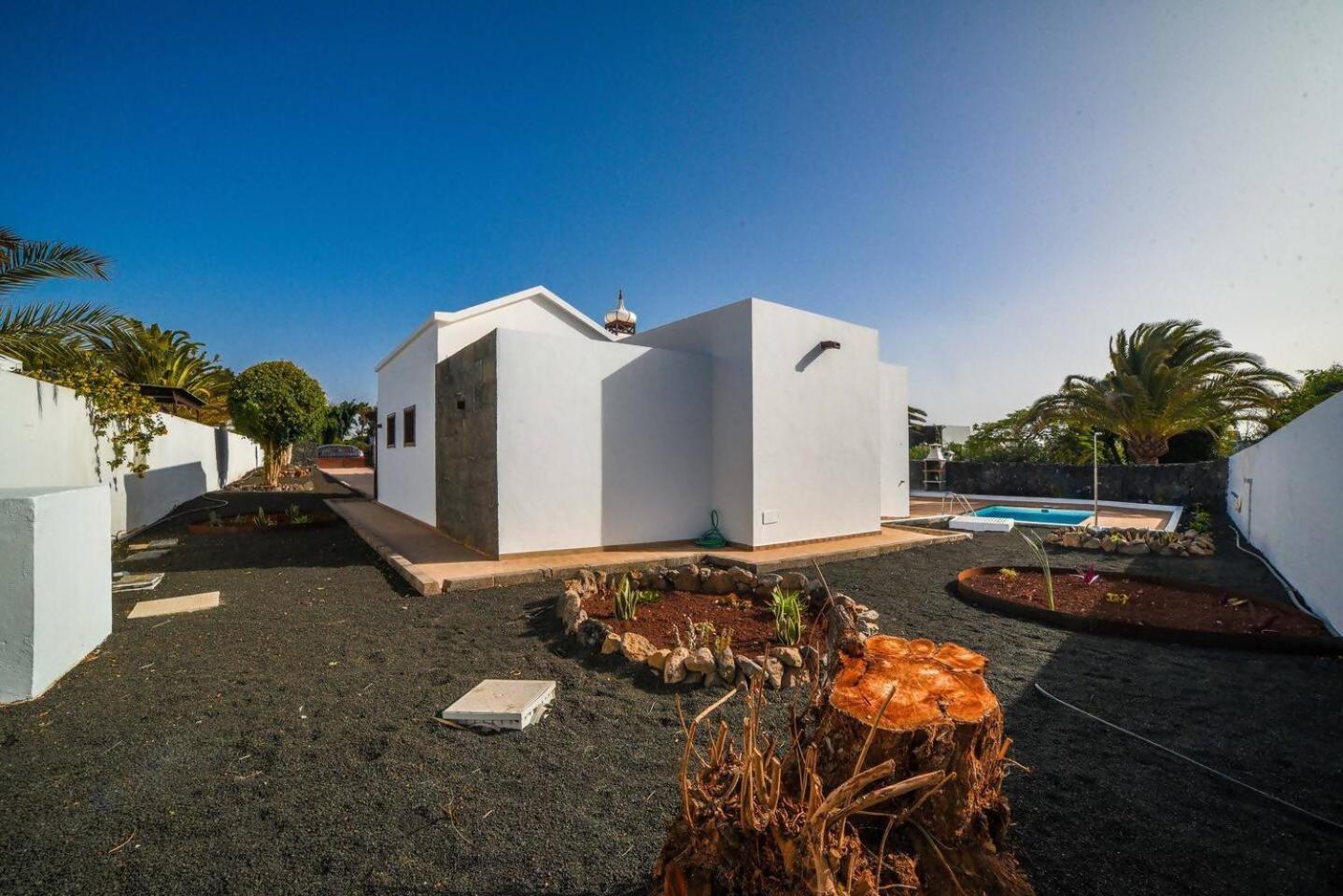 Agradable Y Familiar Con Piscina Casa Inima Villa Playa Blanca  Exteriör bild